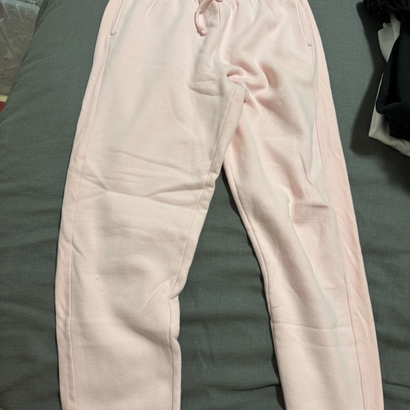 Tna COZYAF BOYFRIEND SWEATPANT- Pink - Picture 2 of 4